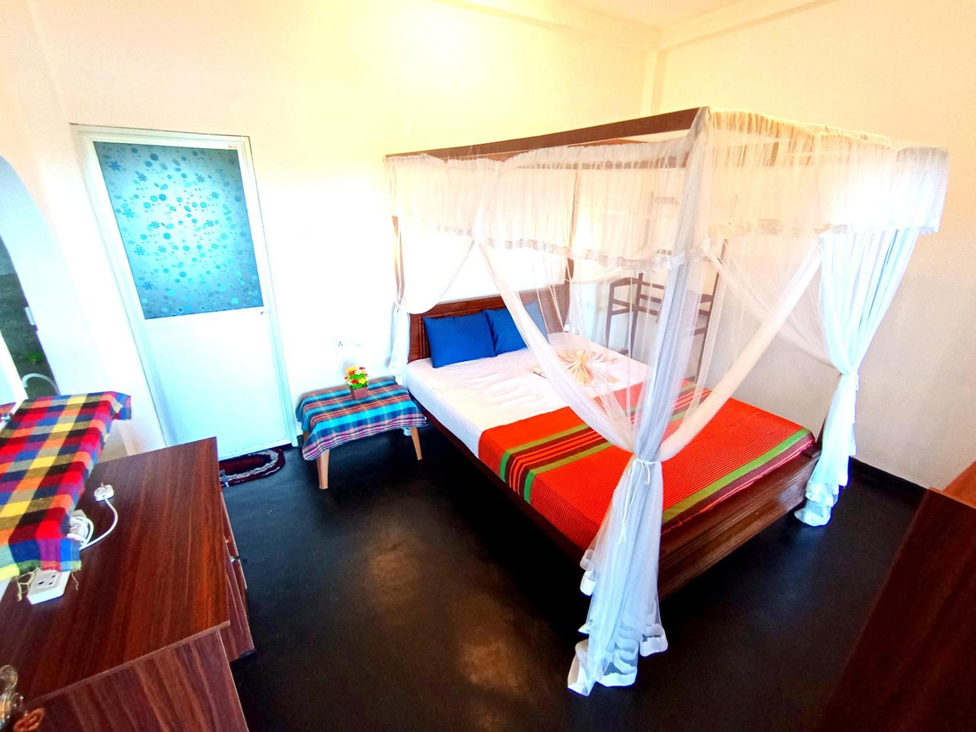 Sasaa Guest House มิริสซา ภายนอก รูปภาพ