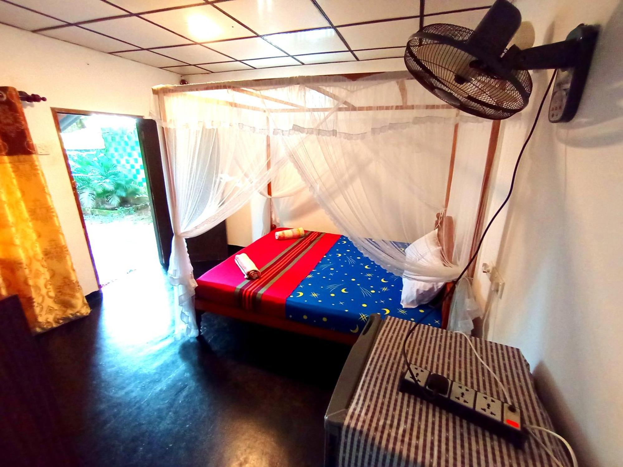Sasaa Guest House มิริสซา ภายนอก รูปภาพ